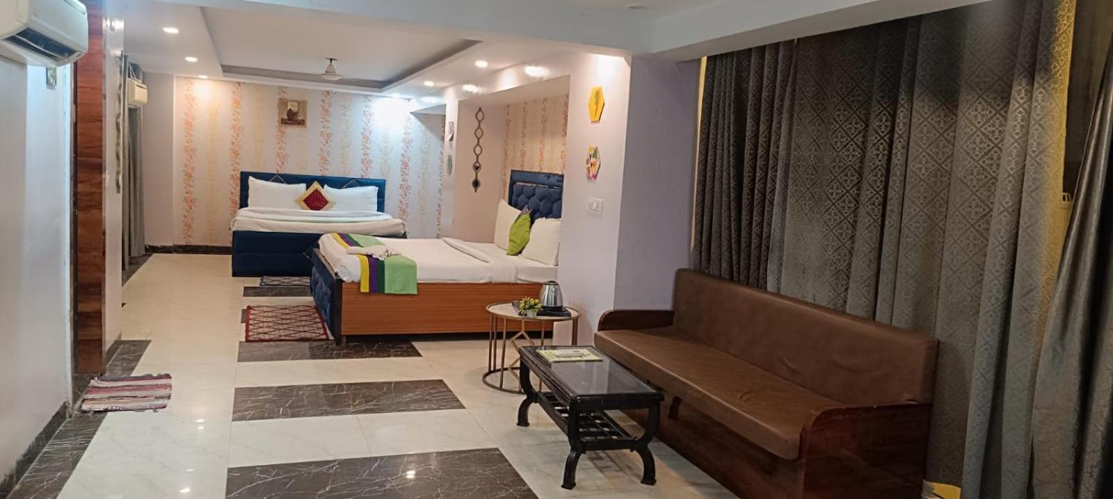 A One Hotels By Ventus Hotels & Resorts- Delhi Airport Nueva Delhi Exterior foto