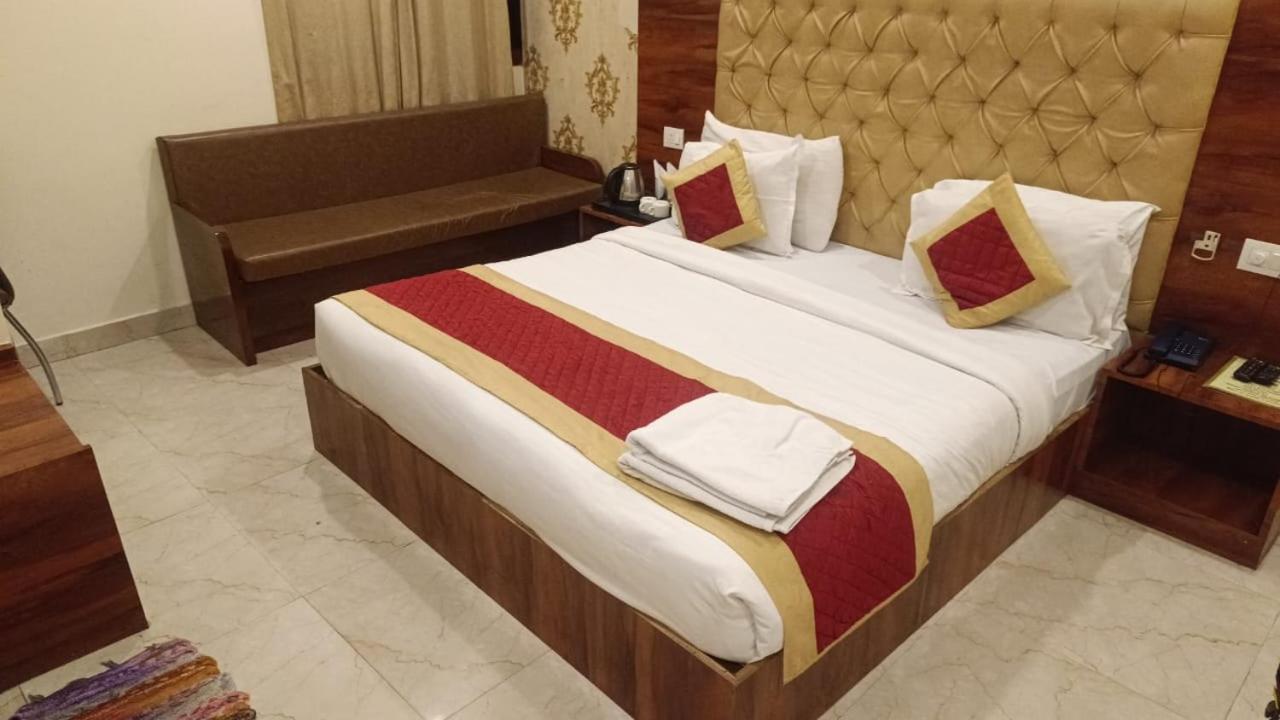 A One Hotels By Ventus Hotels & Resorts- Delhi Airport Nueva Delhi Exterior foto